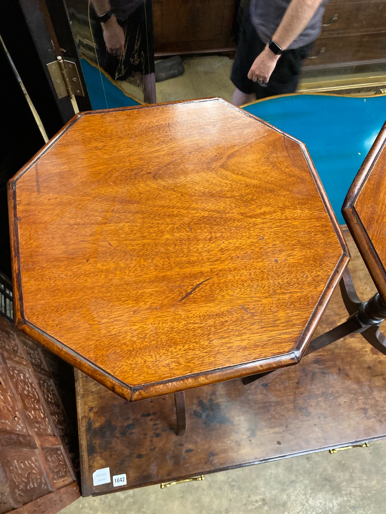 A pair of Regency style octagonal mahogany wine tables, width 40cm, height 70cm
